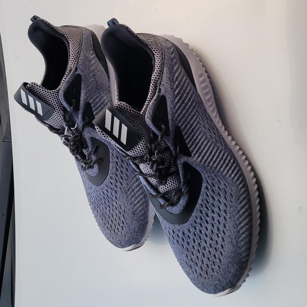 Adidas alphabounce shoes